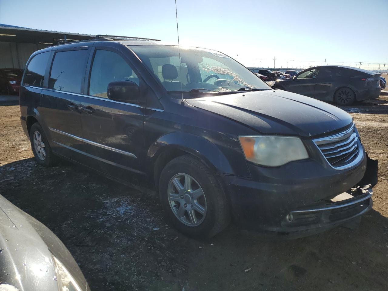 2012 Chrysler Town & Country - Image 4