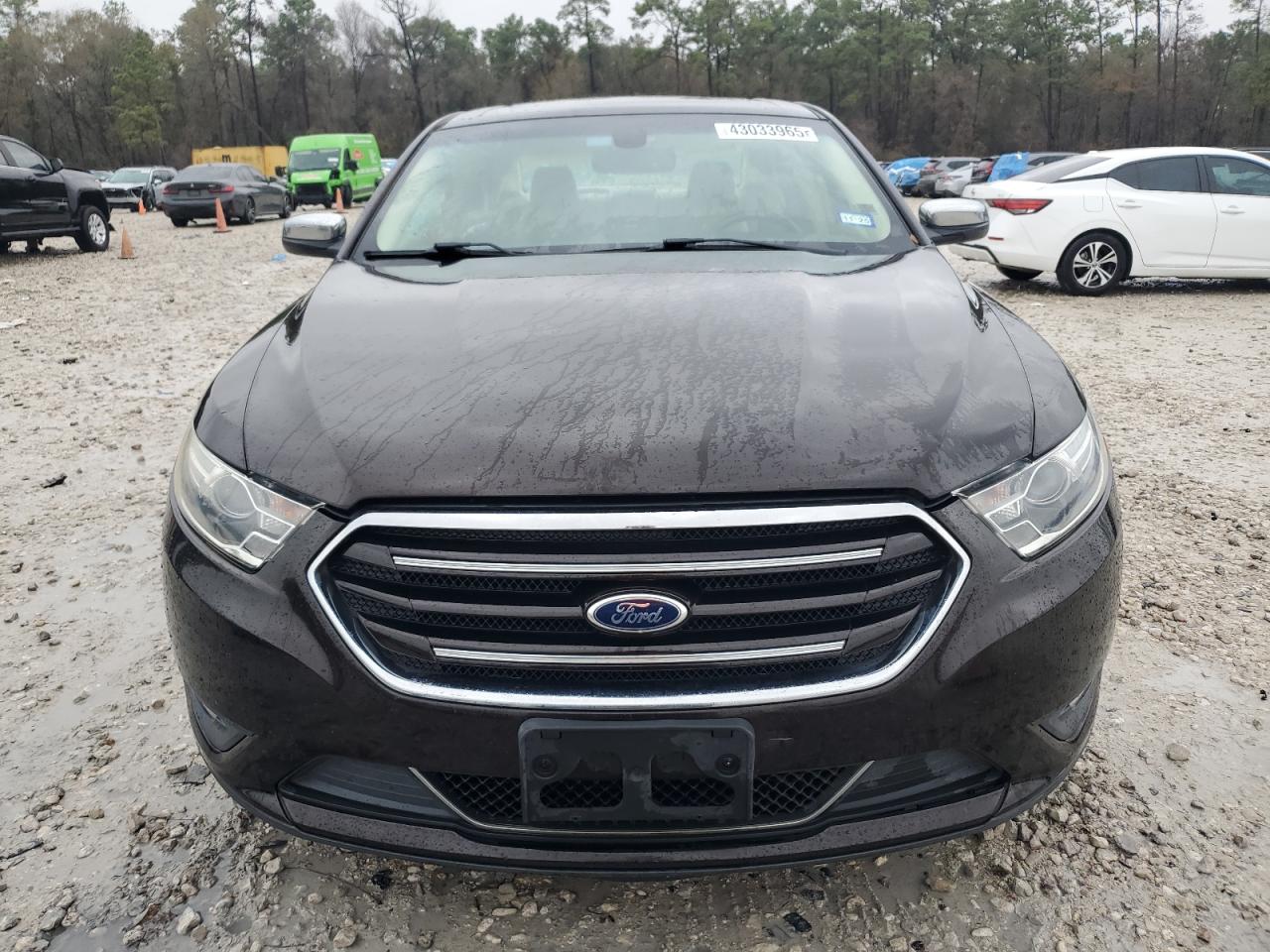 2013 Ford Taurus - Image 5