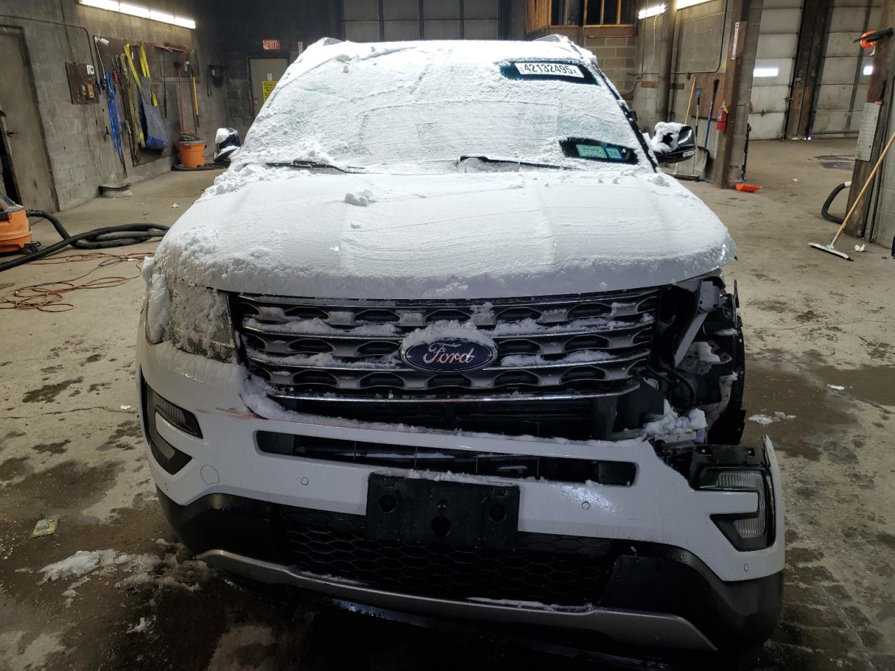 2016 Ford Explorer - Image 5