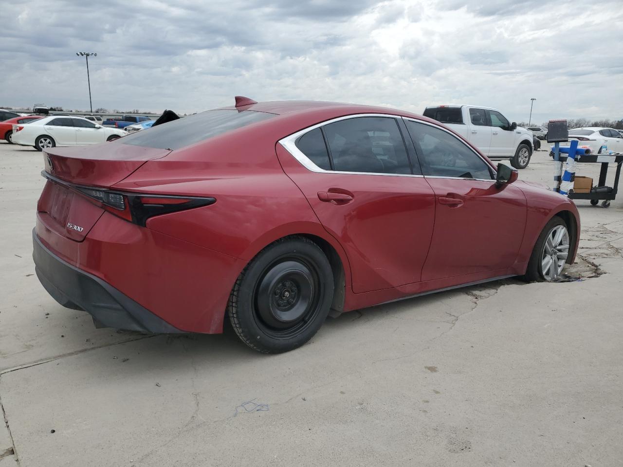 2021 Lexus IS - Image 3
