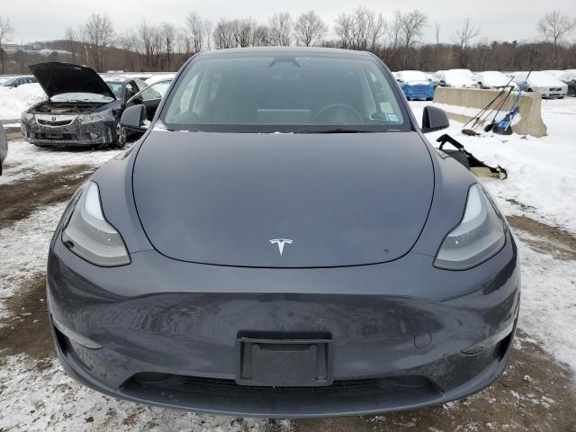  TESLA MODEL Y 2023 Угольный