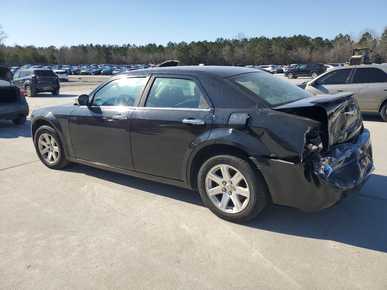 2007 Chrysler 300 - Image 2