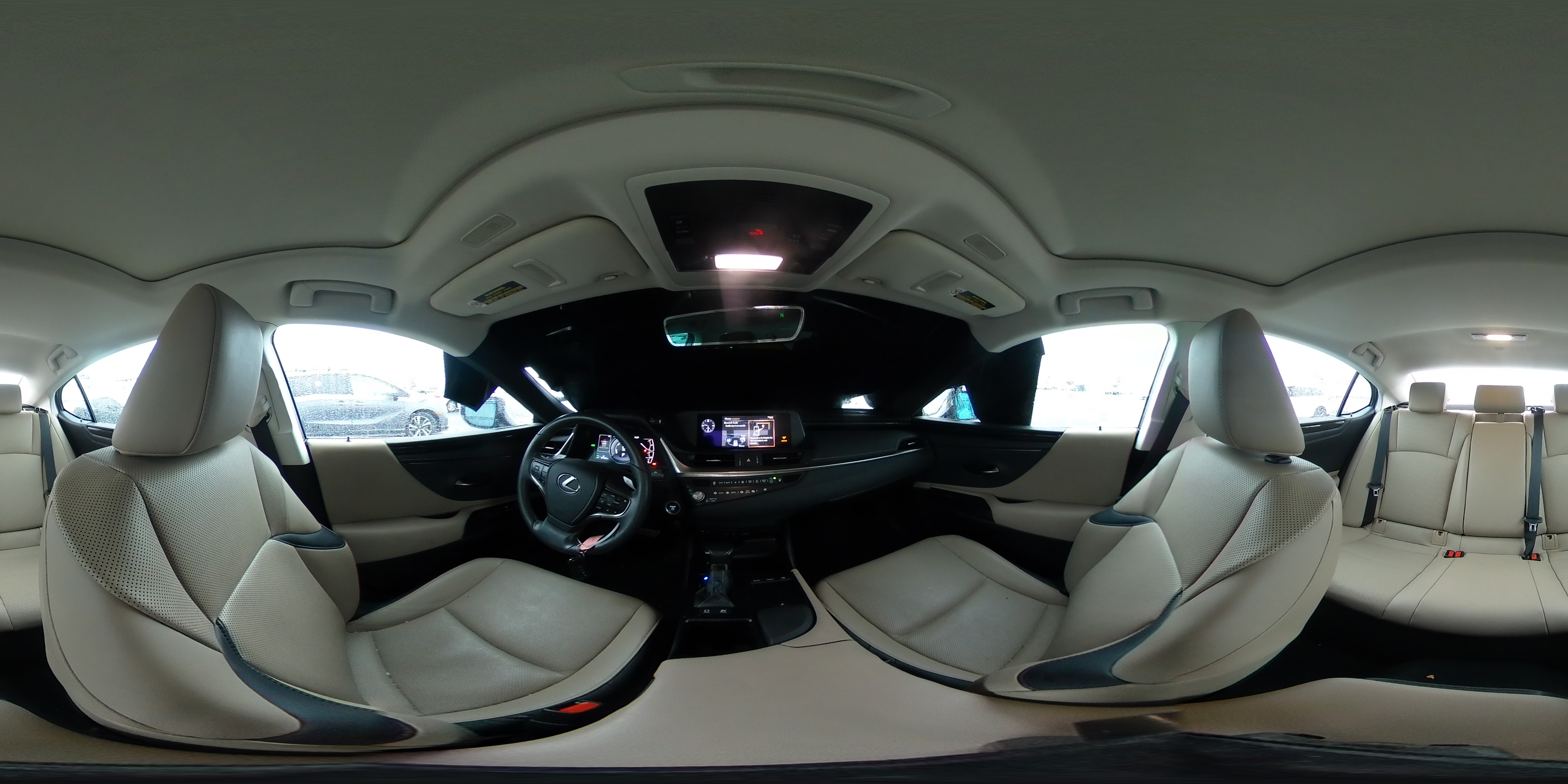 2021 Lexus ES - Image 13