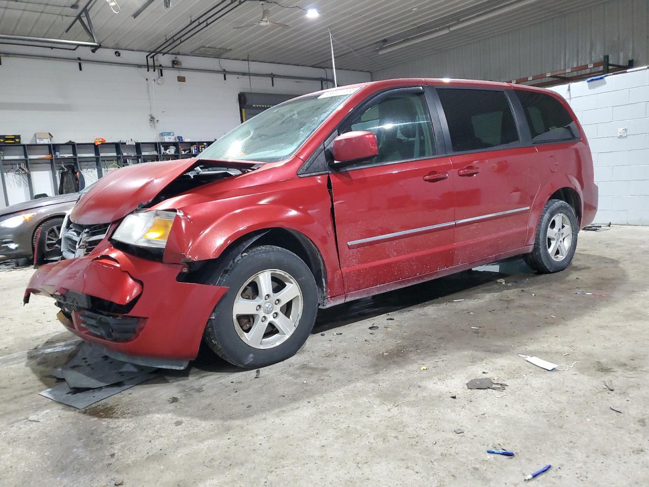 2008 Dodge Caravan - Image 1