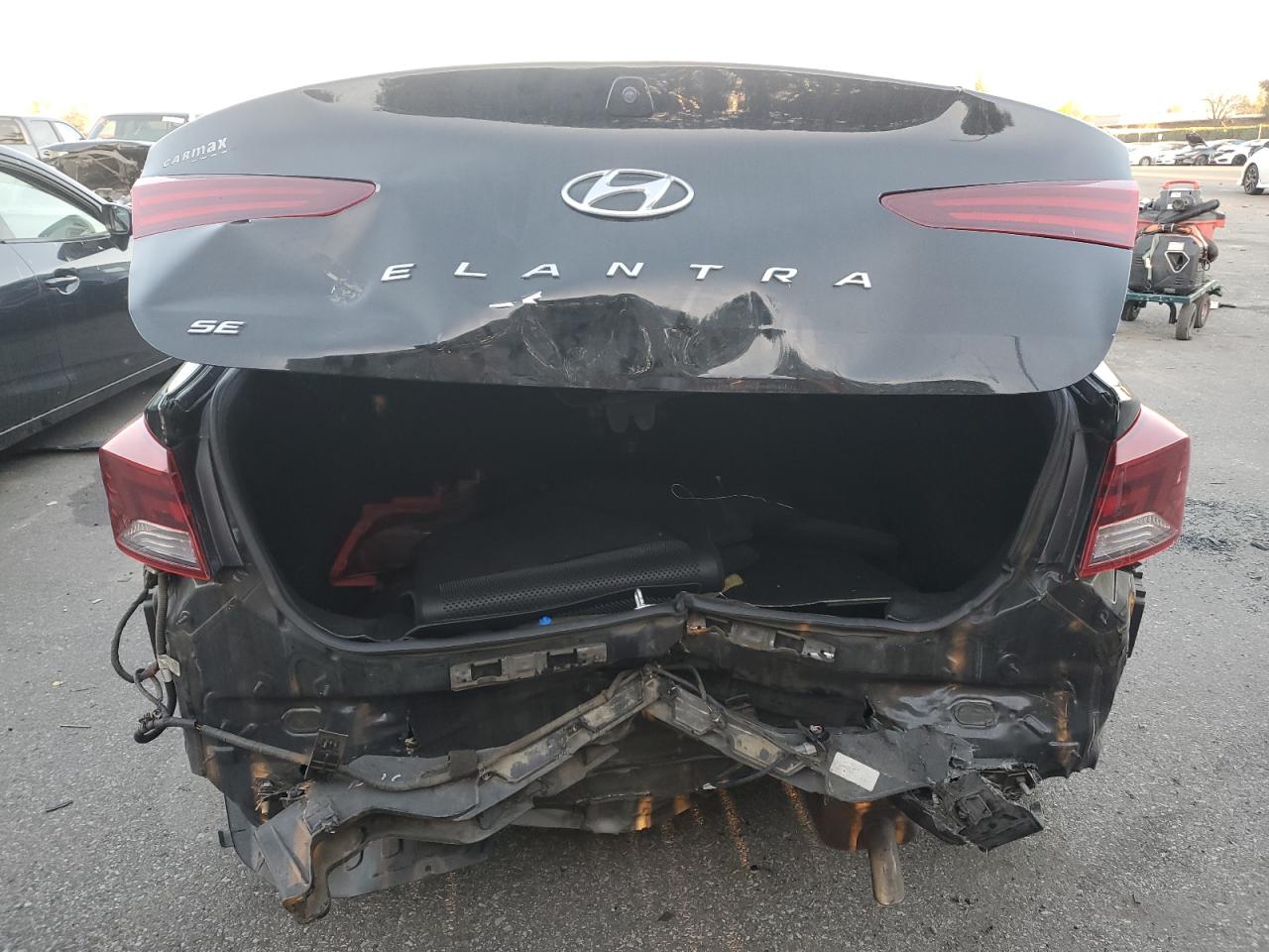 2020 Hyundai Elantra - Image 6