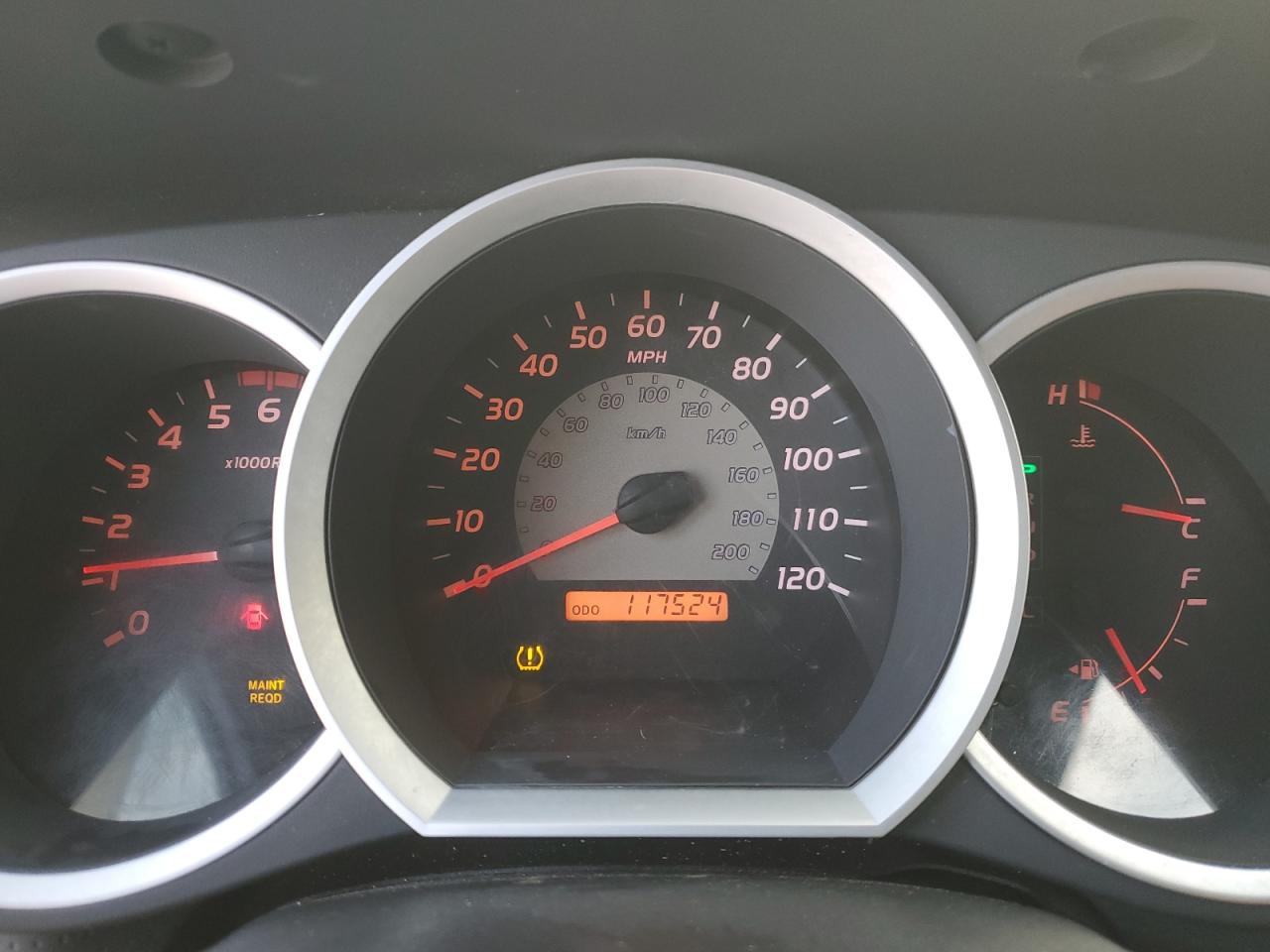 2006 Toyota Tacoma - Image 9
