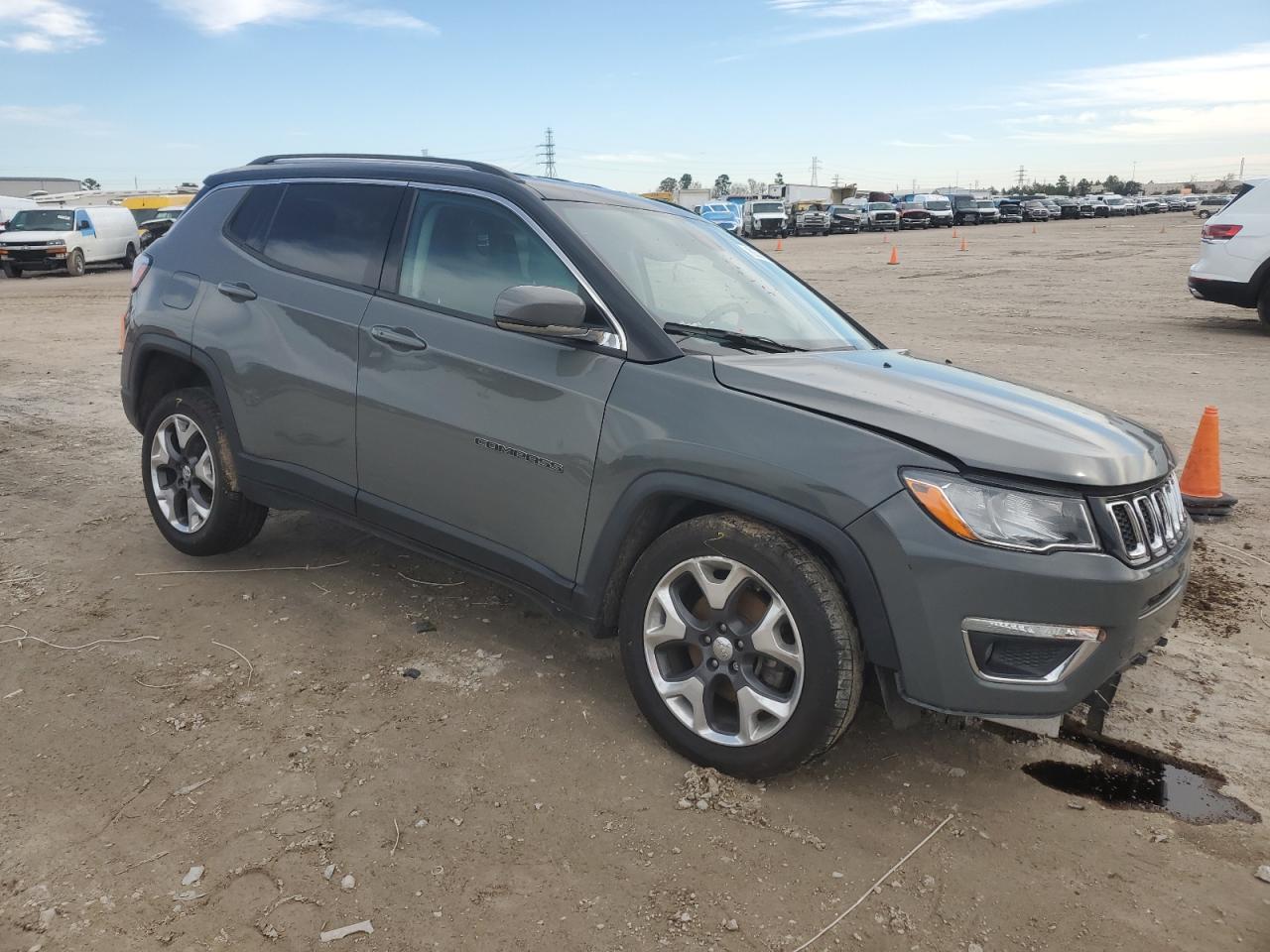 2019 Jeep Compass - Image 4