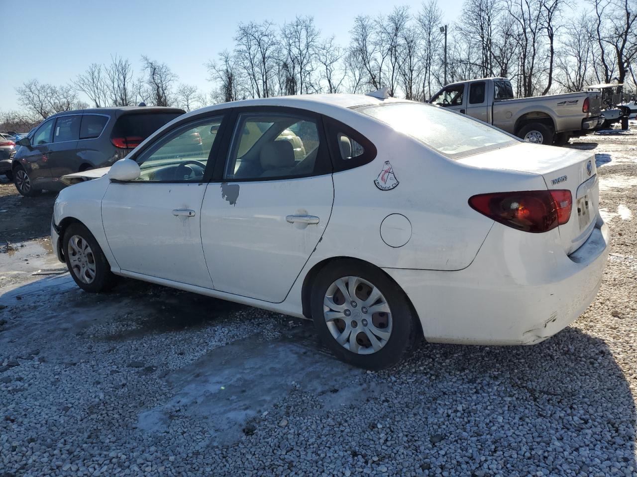 2009 Hyundai Elantra - Image 2