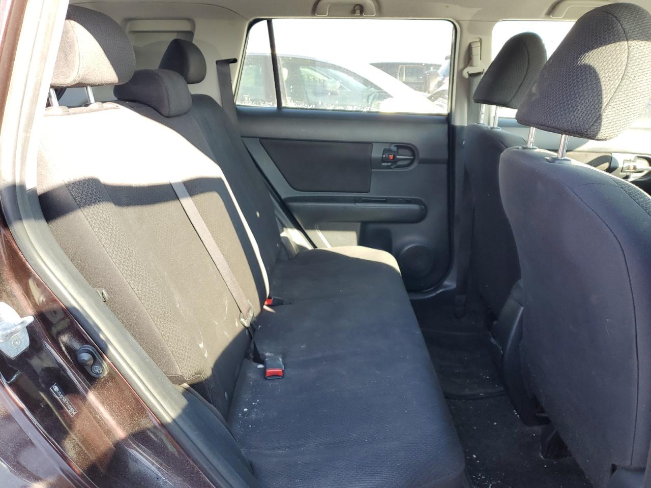2009 Scion xB - Image 10
