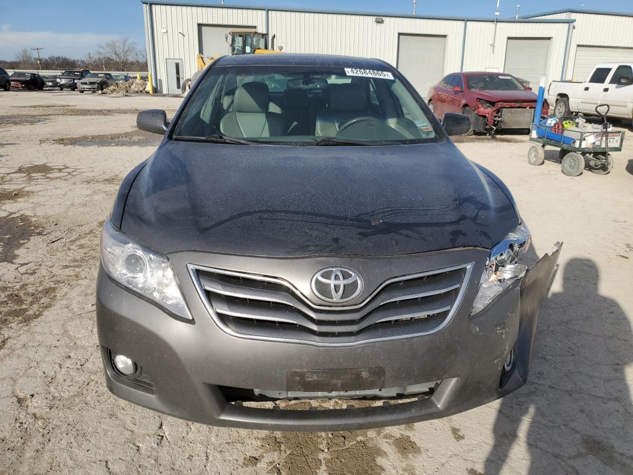 2010 Toyota Camry - Image 5