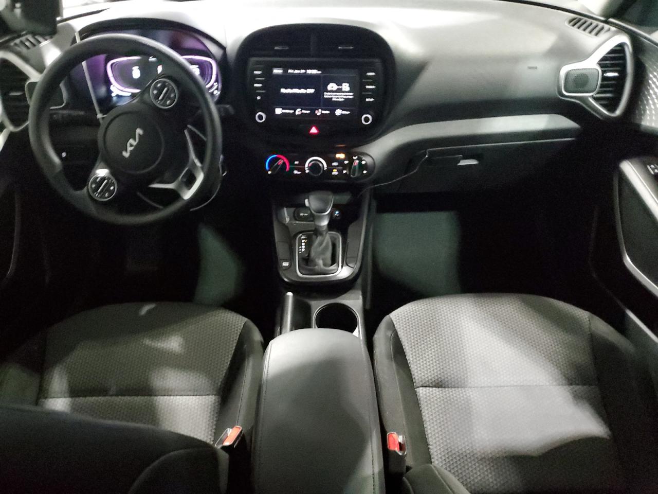 2023 Kia Soul - Image 8