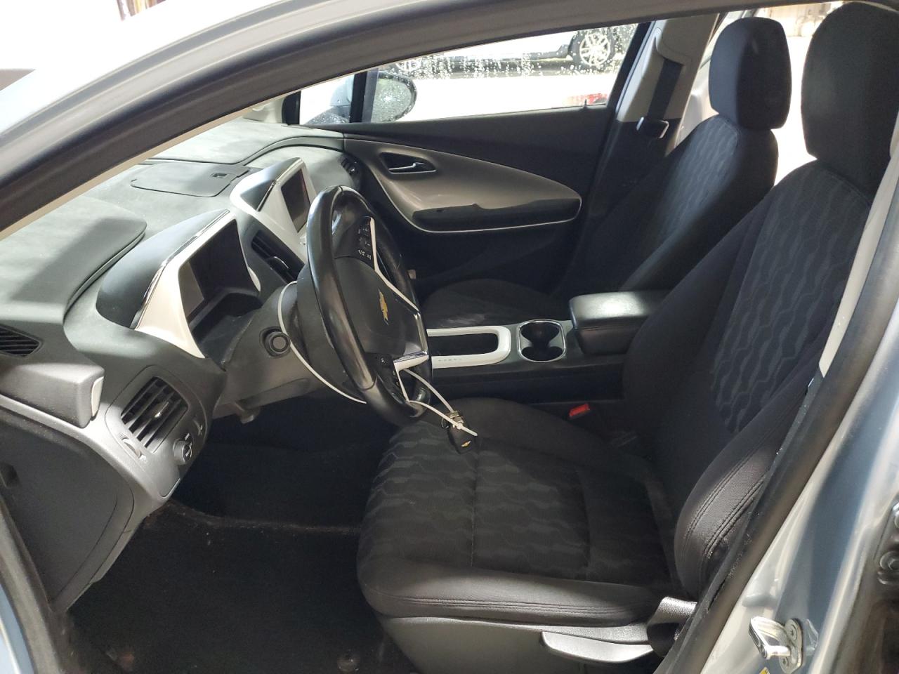 2013 Chevrolet Volt - Image 7