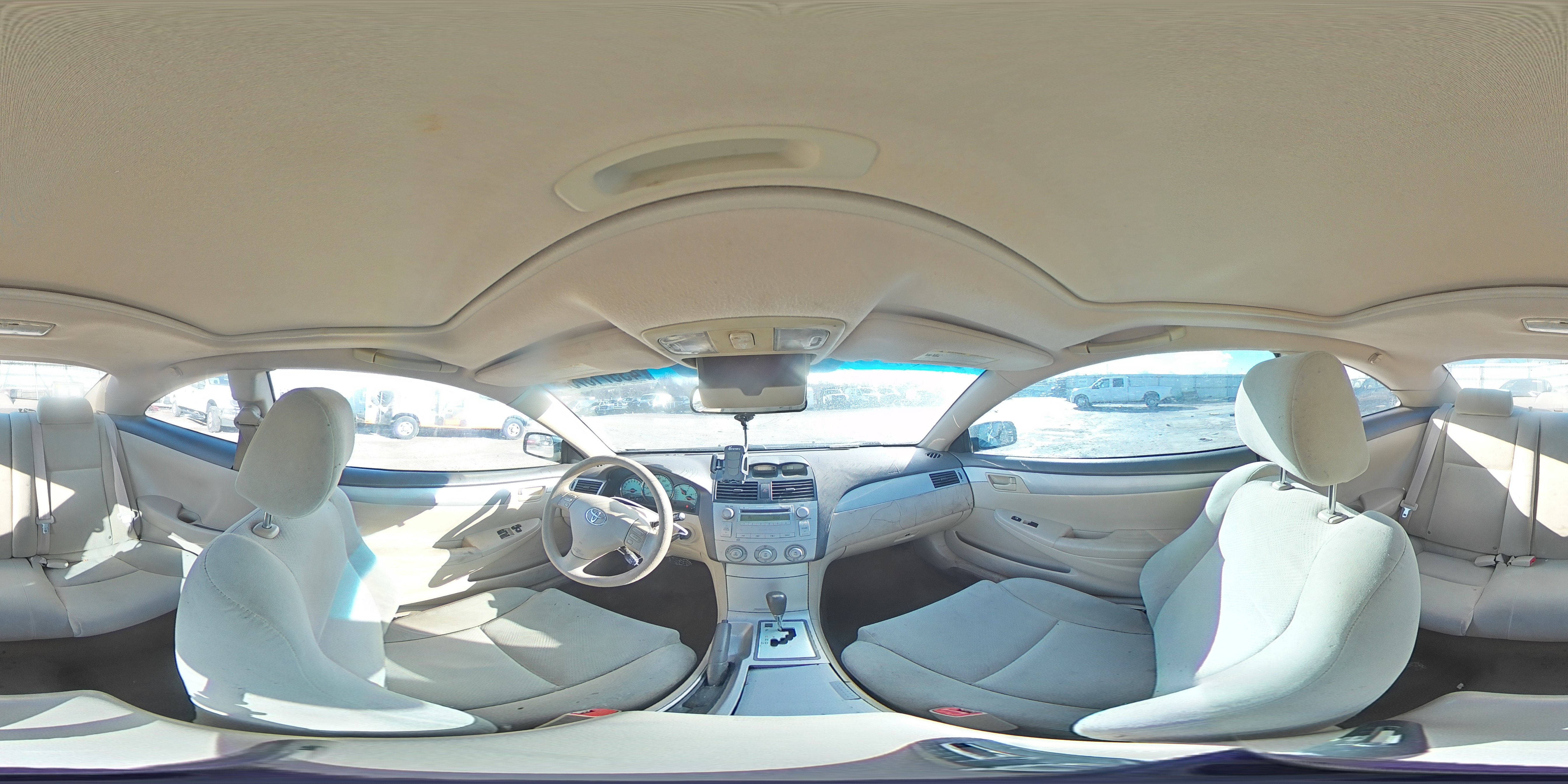 2006 Toyota Camry Solara - Image 12