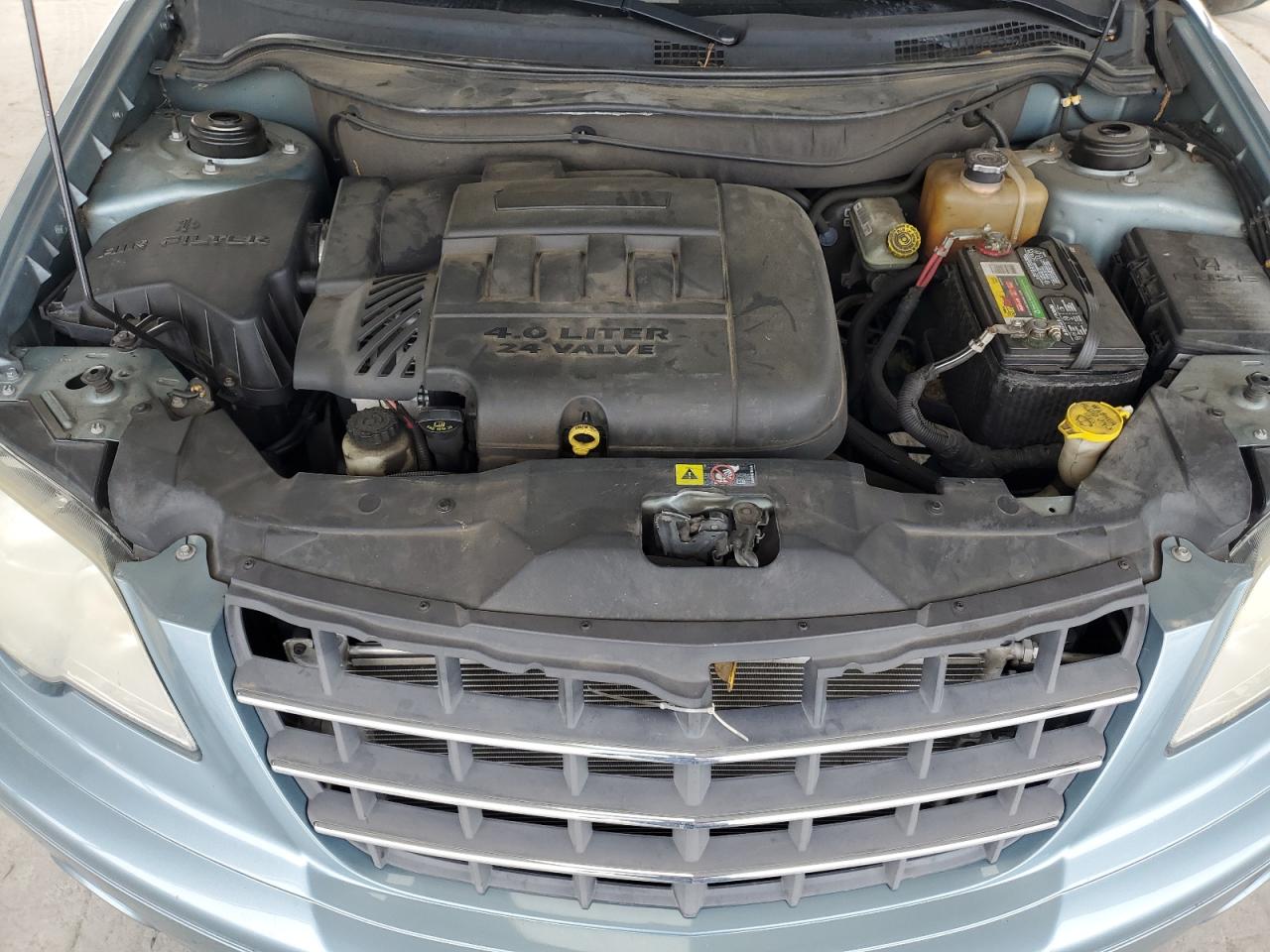 2008 Chrysler Pacifica - Image 12