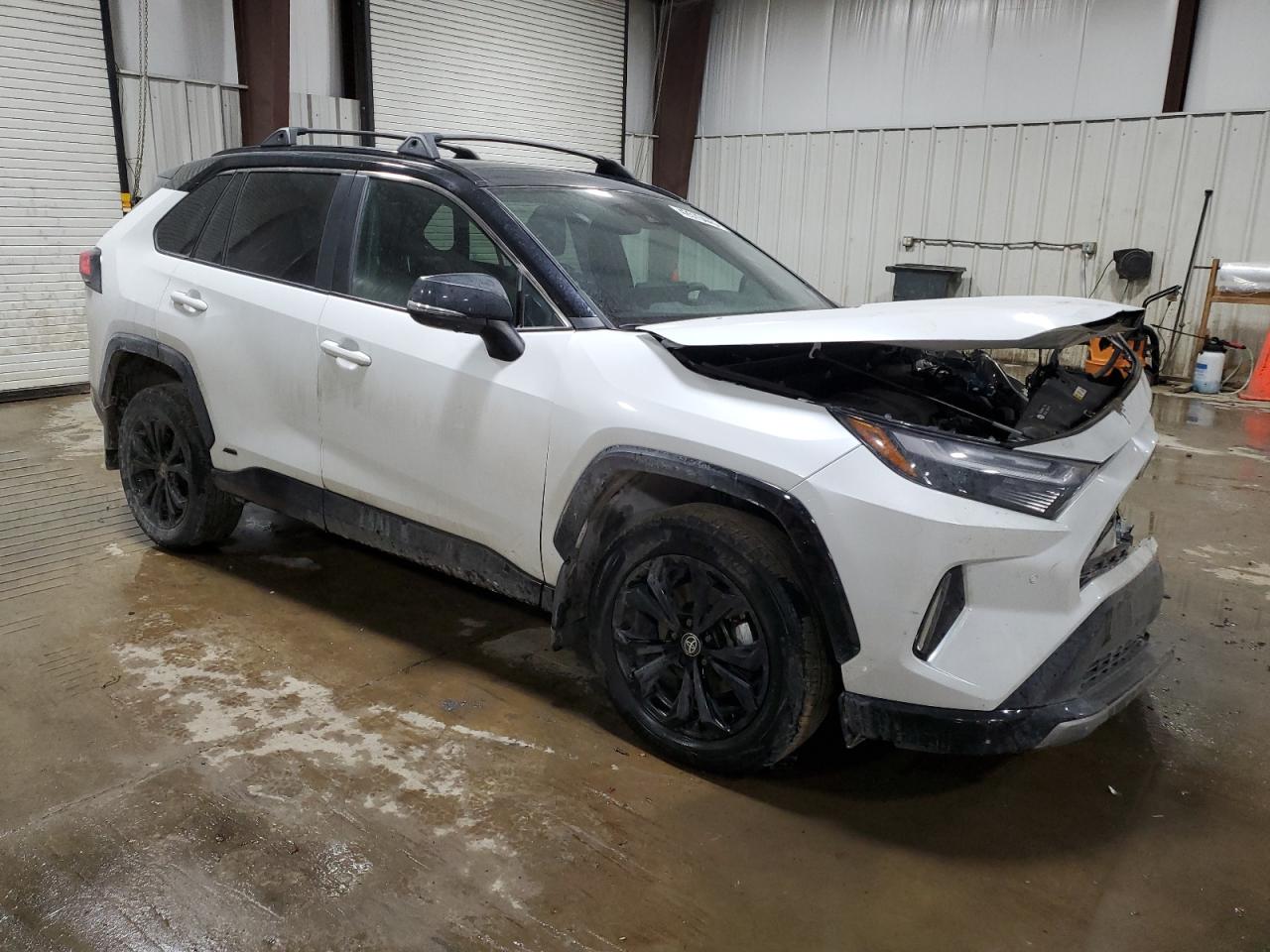 2023 Toyota RAV 4 - Image 4