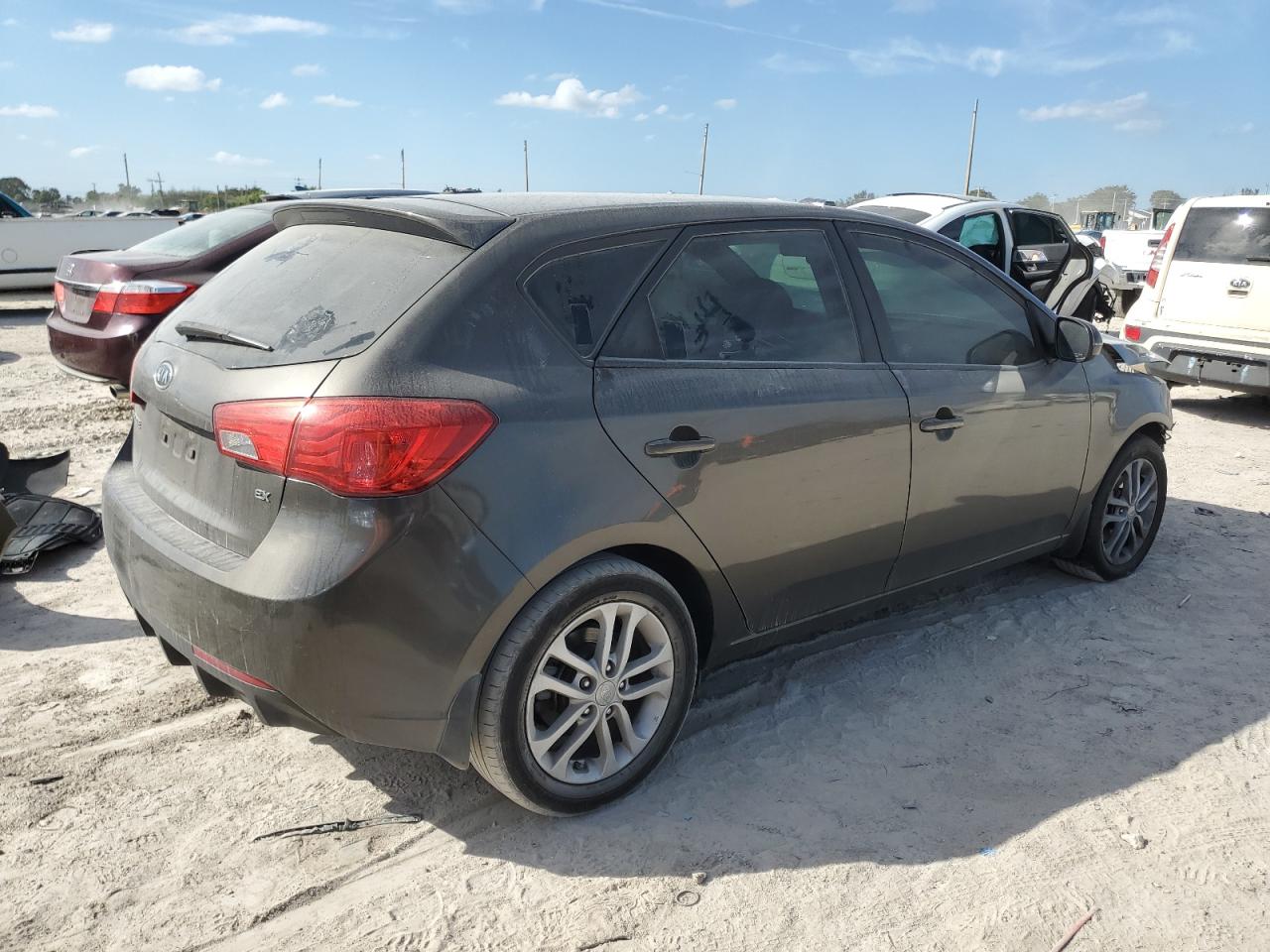 2011 Kia Forte - Image 3