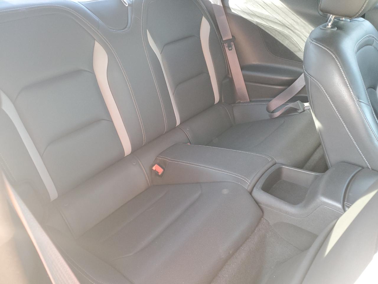 2016 Chevrolet Camaro - Image 10