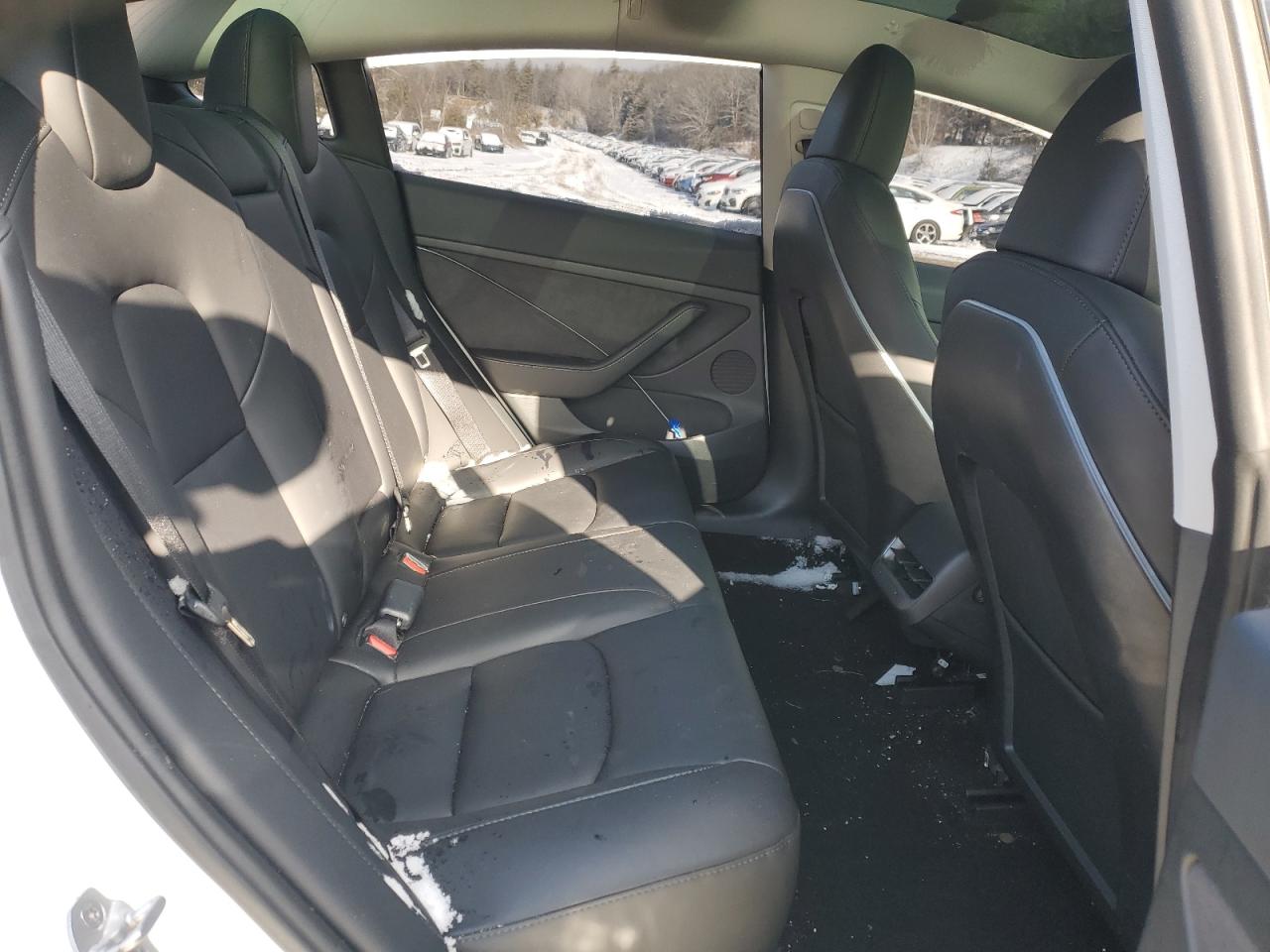 Фото: 5YJ3E1EC8PF502757 - 10