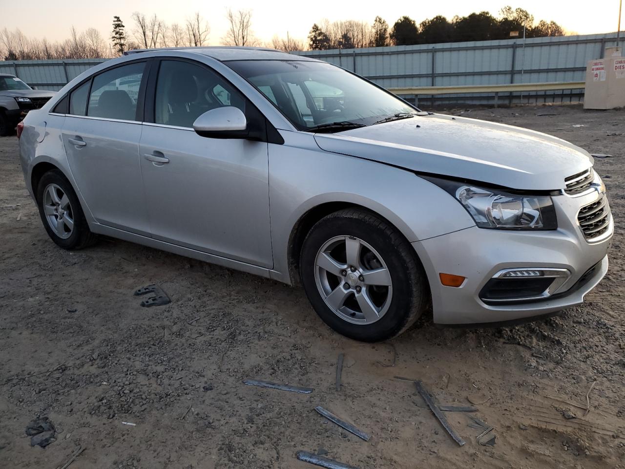 2016 Chevrolet Cruze - Image 4