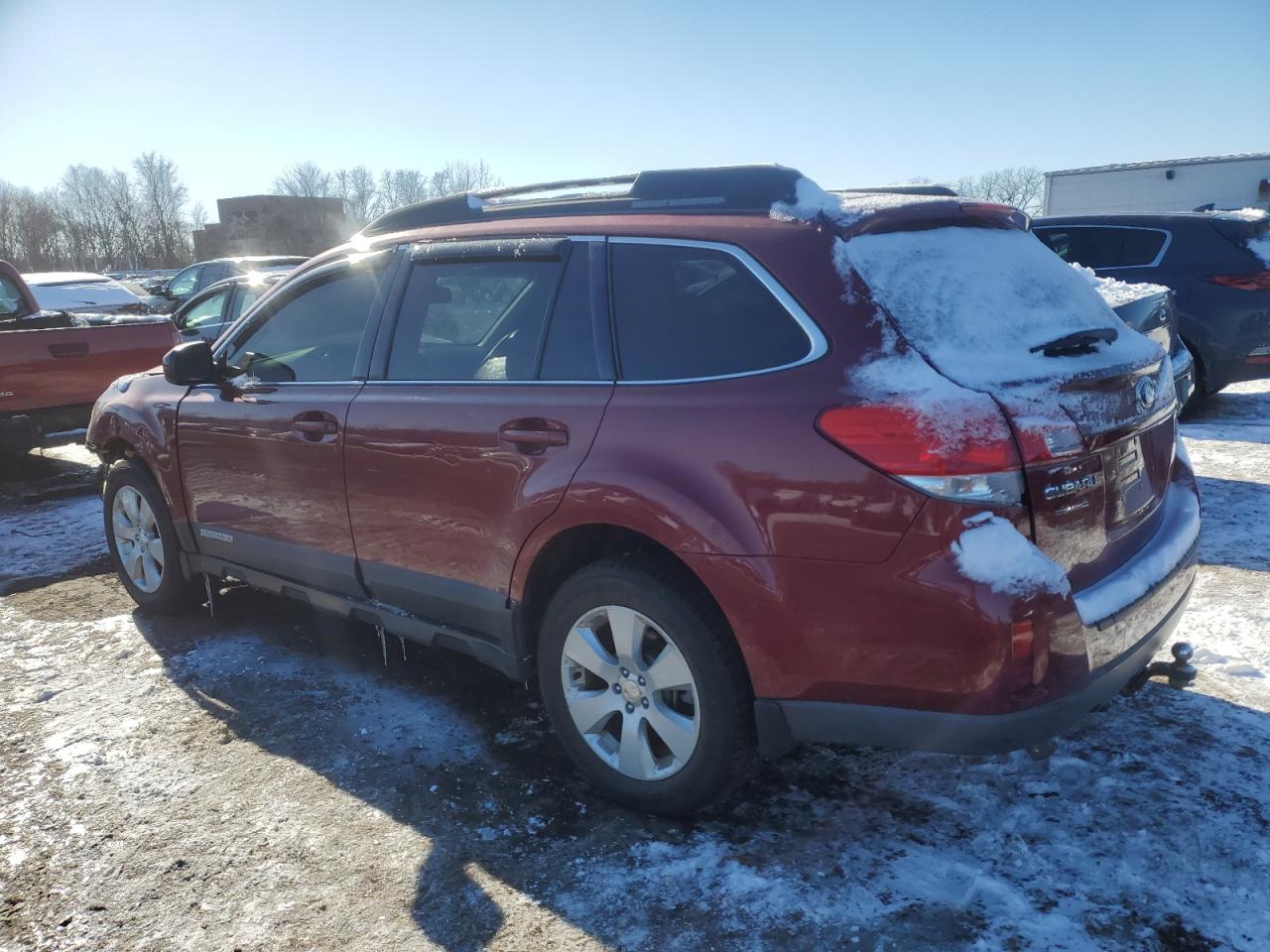 2011 Subaru Outback - Image 2