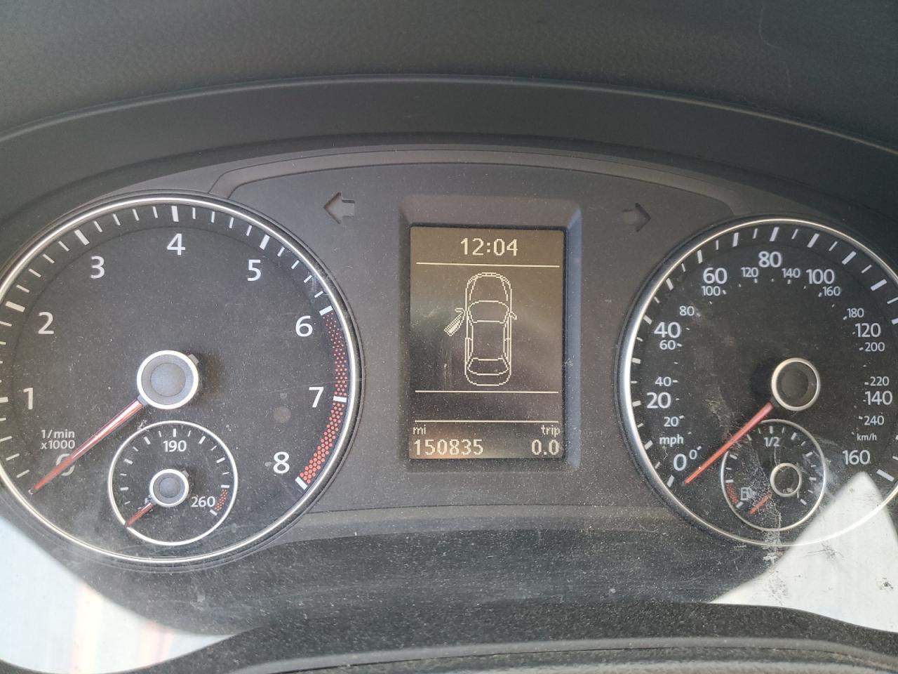 2015 Volkswagen Passat - Image 9