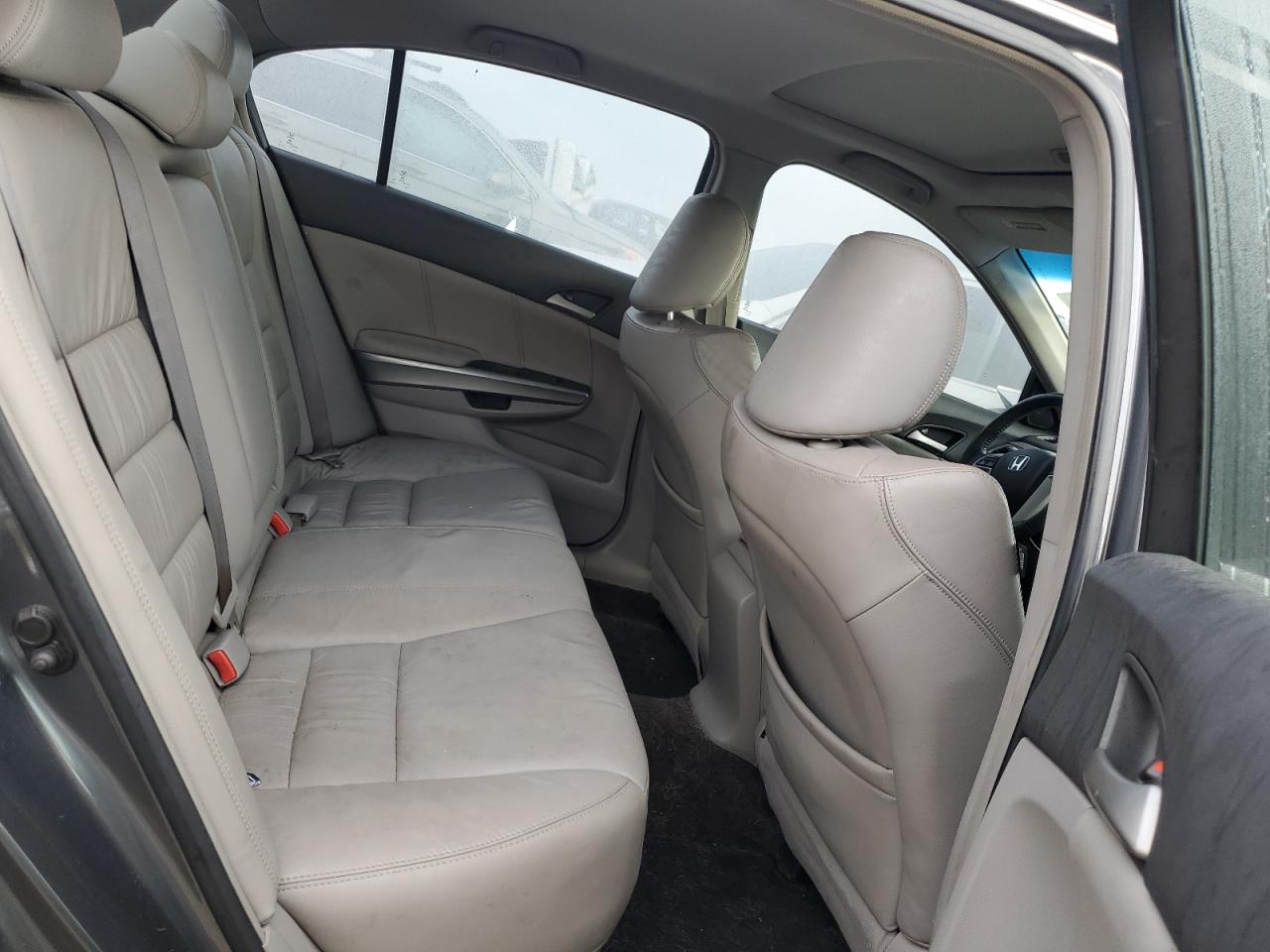 2008 Honda Accord - Image 10