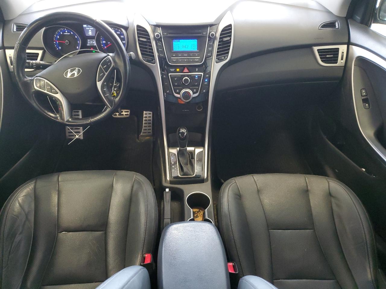 2013 Hyundai Elantra - Image 8