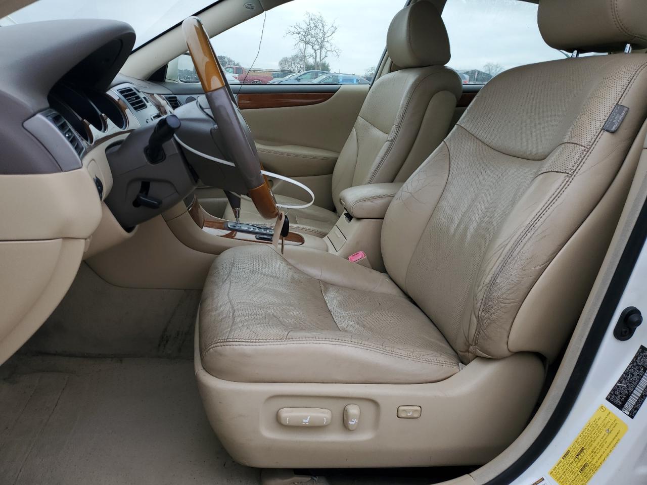 2005 Lexus Es 330 VIN: JTHBA30G055121334 Lot: 43207575