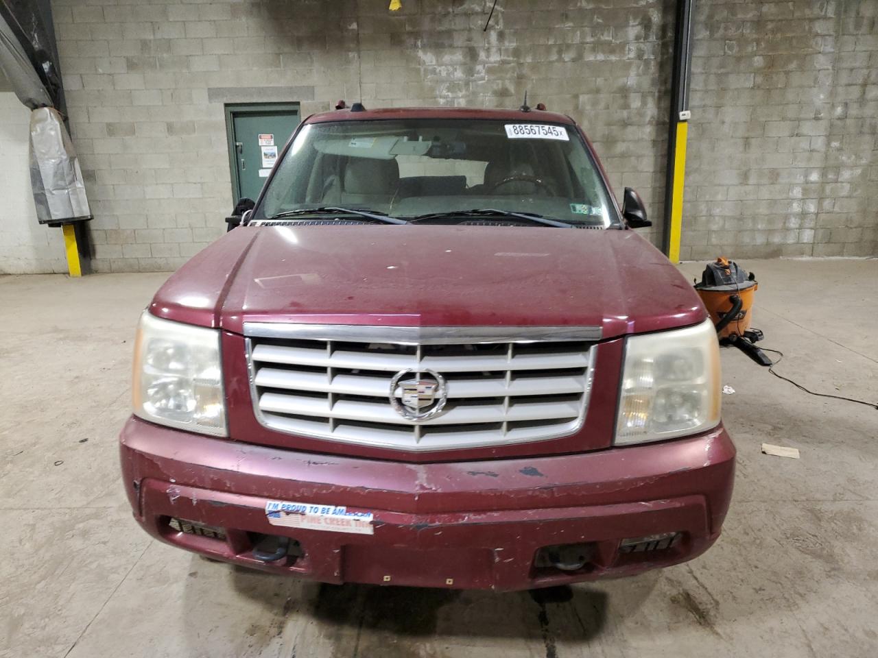 2005 Cadillac Escalade - Image 5