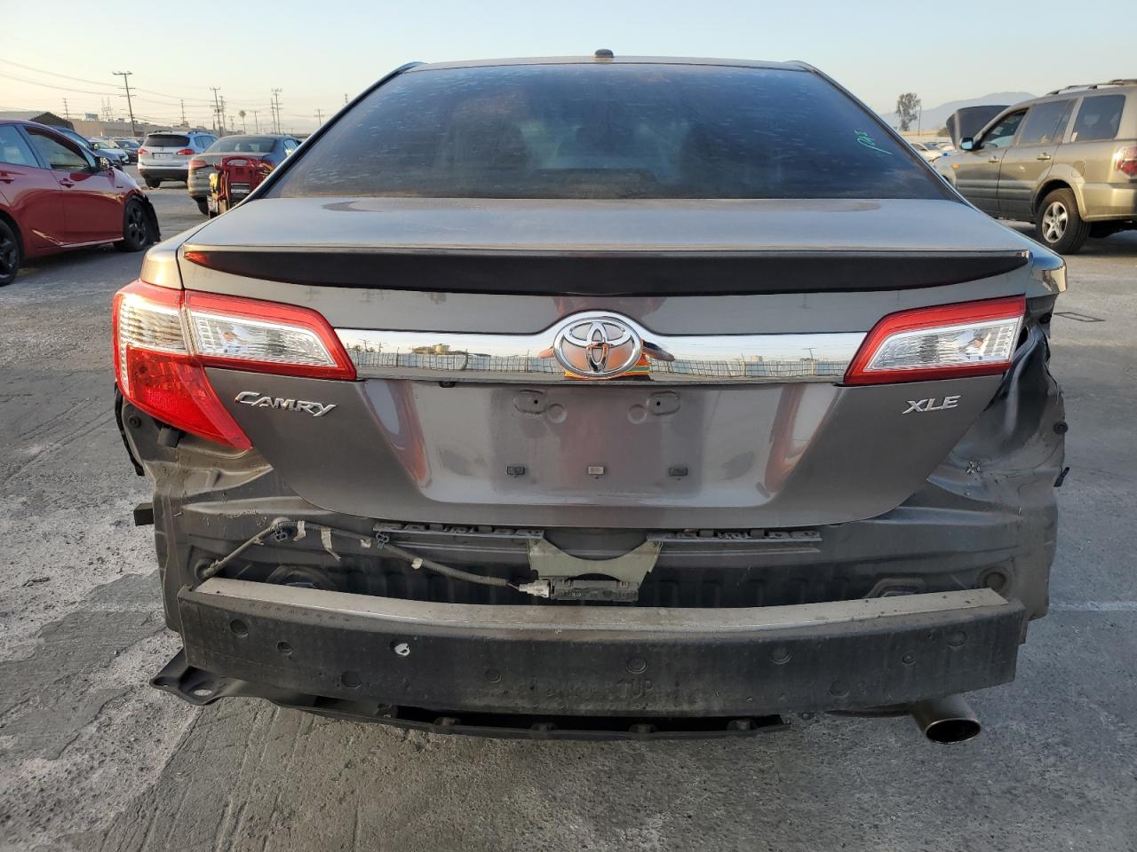 VIN 4T4BF1FK2ER390977 2014 TOYOTA CAMRY no.6