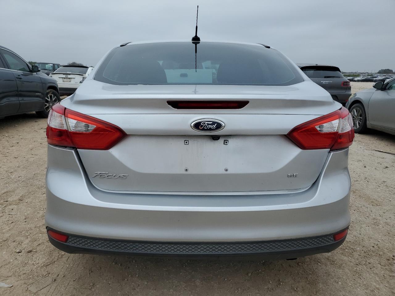 VIN 1FADP3E23GL220773 2016 FORD FOCUS no.6