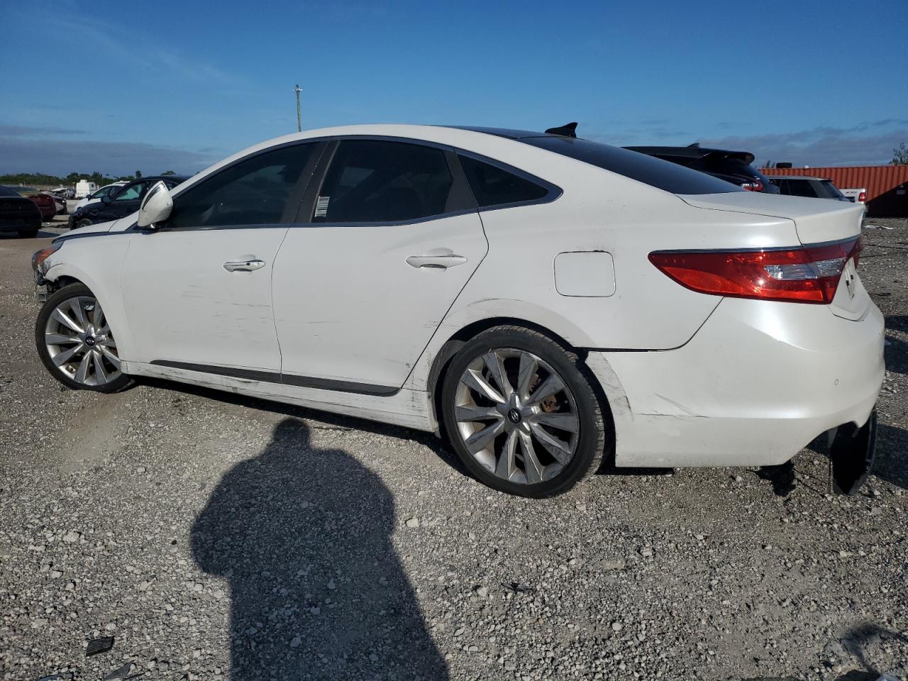 VIN KMHFH4JG9GA508425 2016 HYUNDAI AZERA no.2