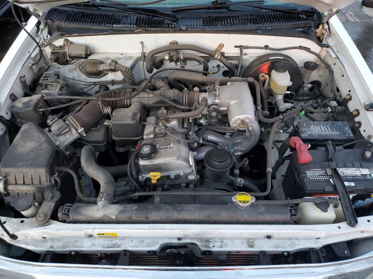 2004 Toyota Tacoma - Image 11