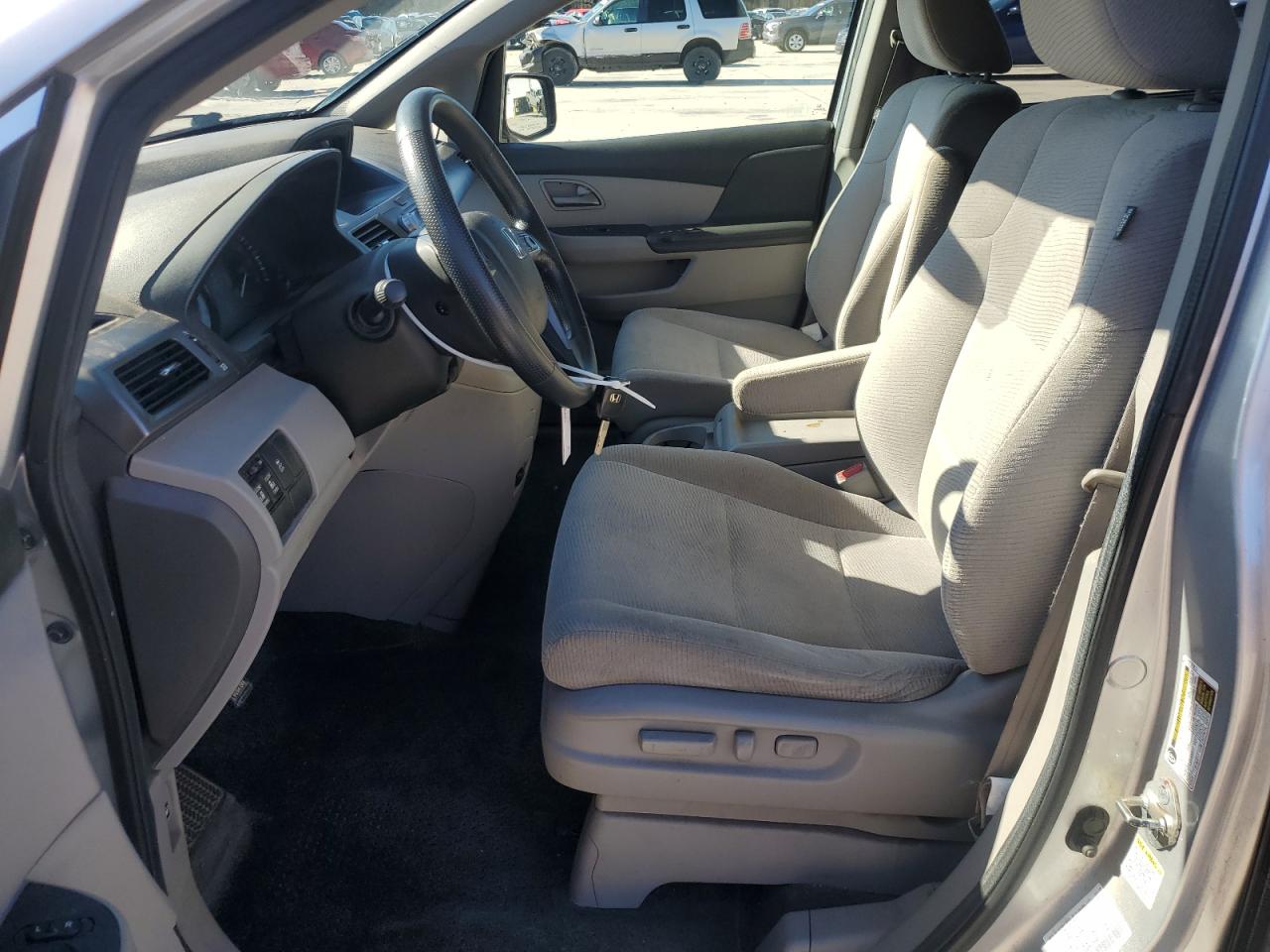 2011 Honda Odyssey - Image 7
