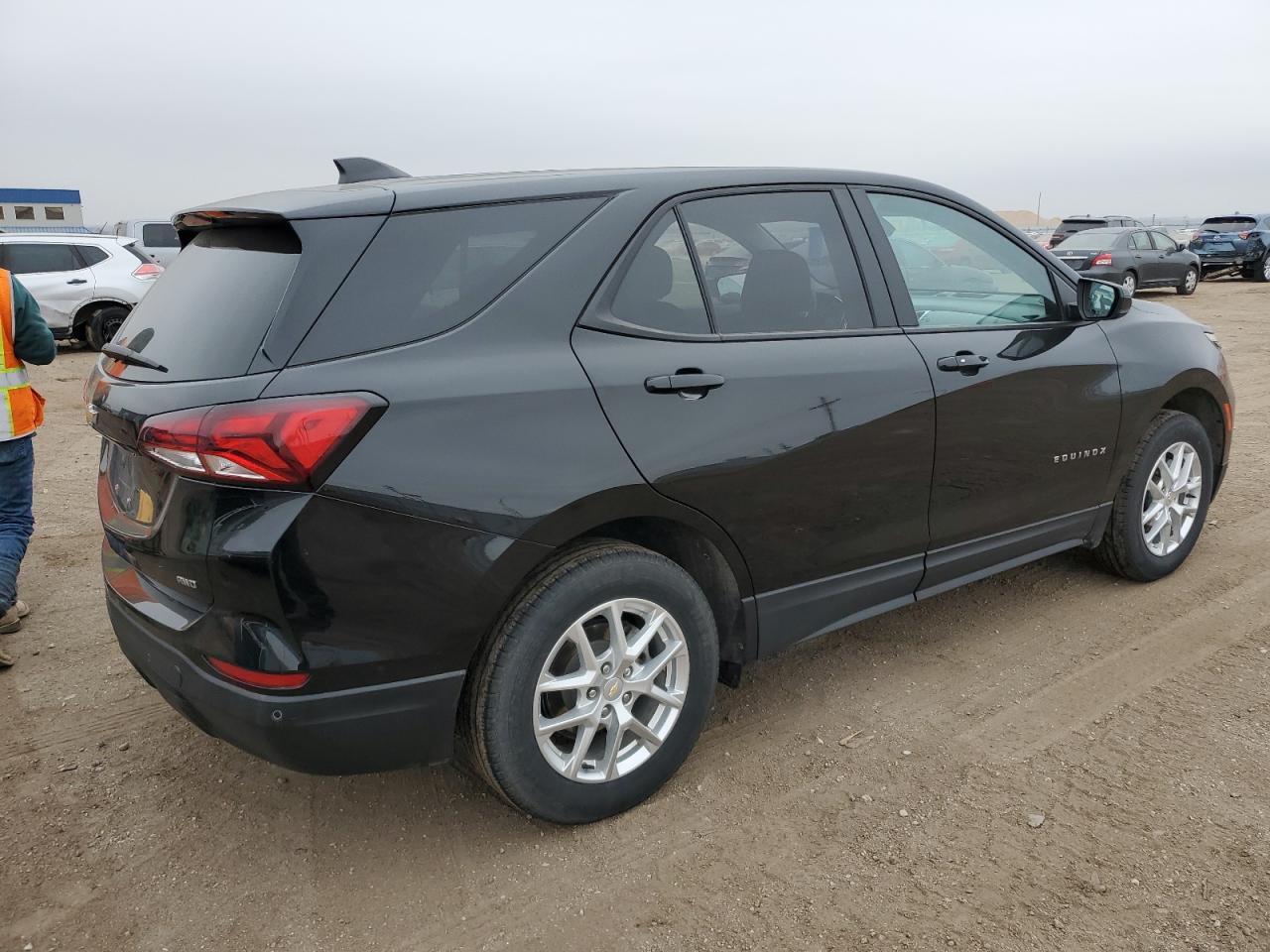 2022 Chevrolet Equinox - Image 3