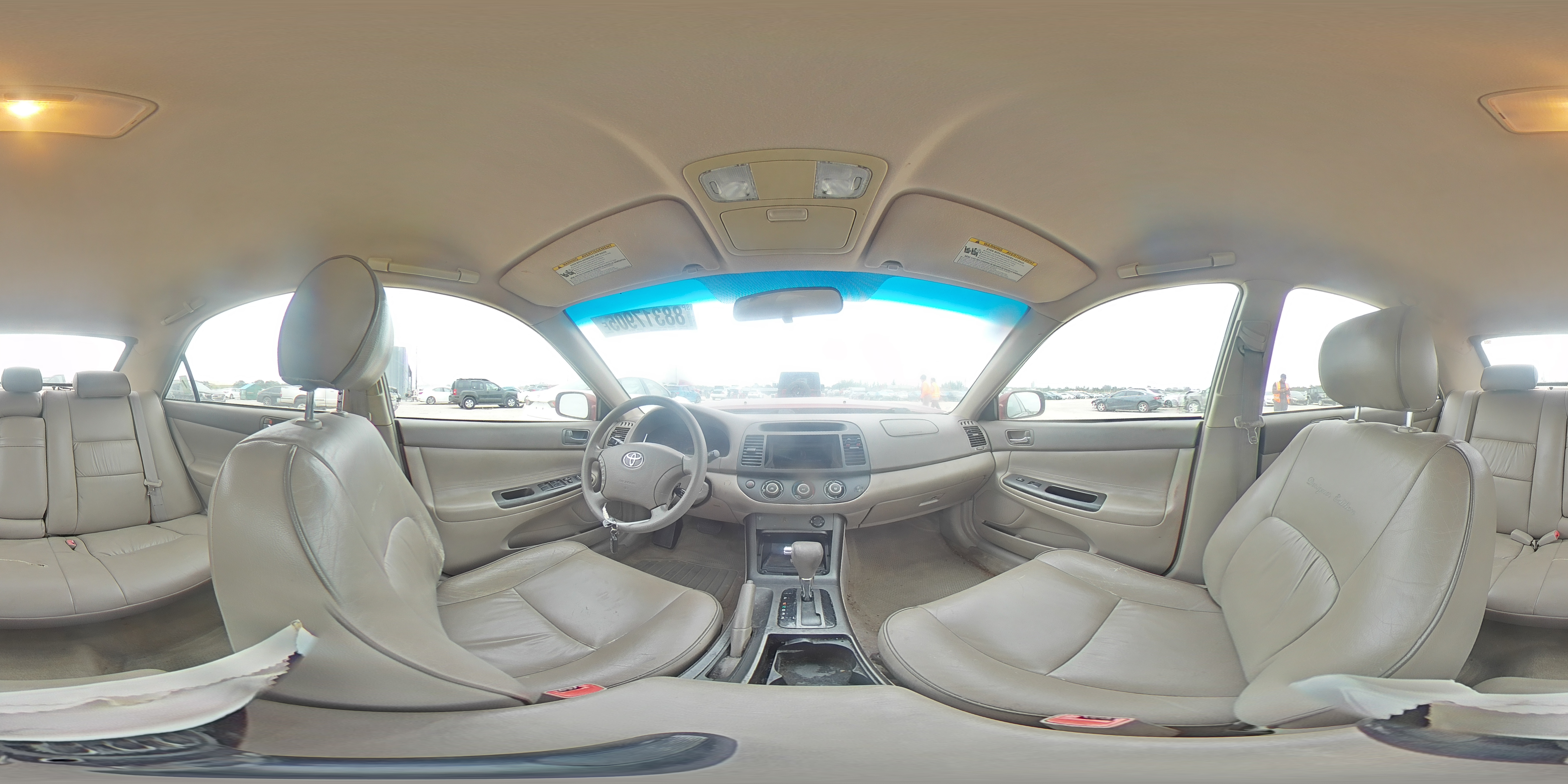 2005 Toyota Camry - Image 13