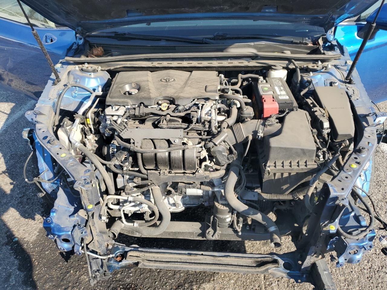 2019 Toyota Camry - Image 11