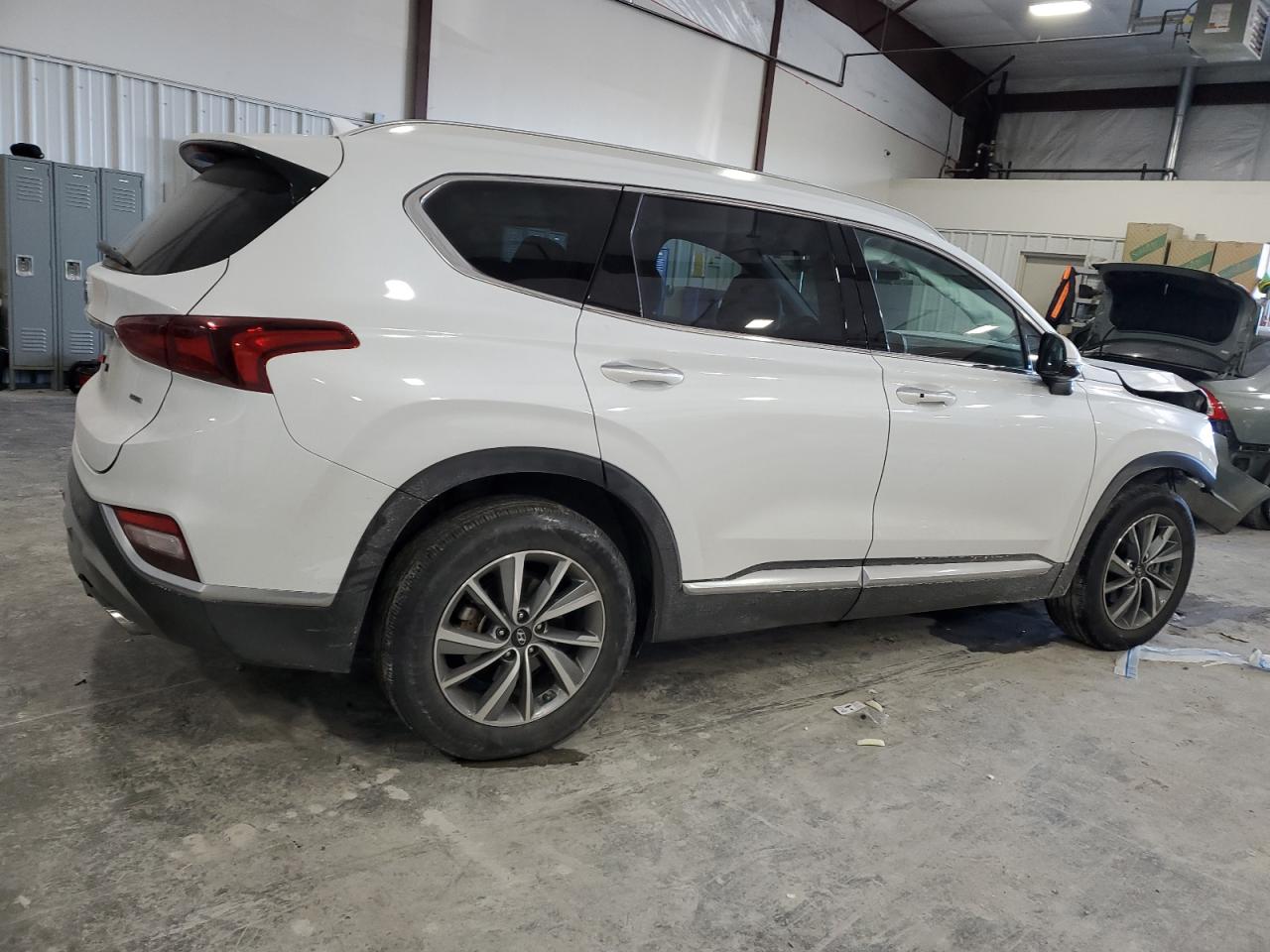 2019 Hyundai Santa Fe - Image 3