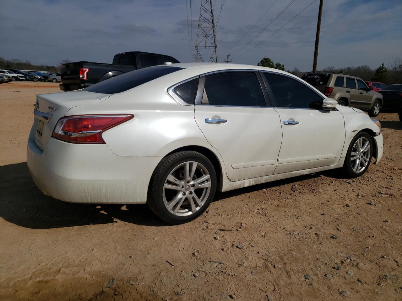2013 Nissan Altima - Image 3