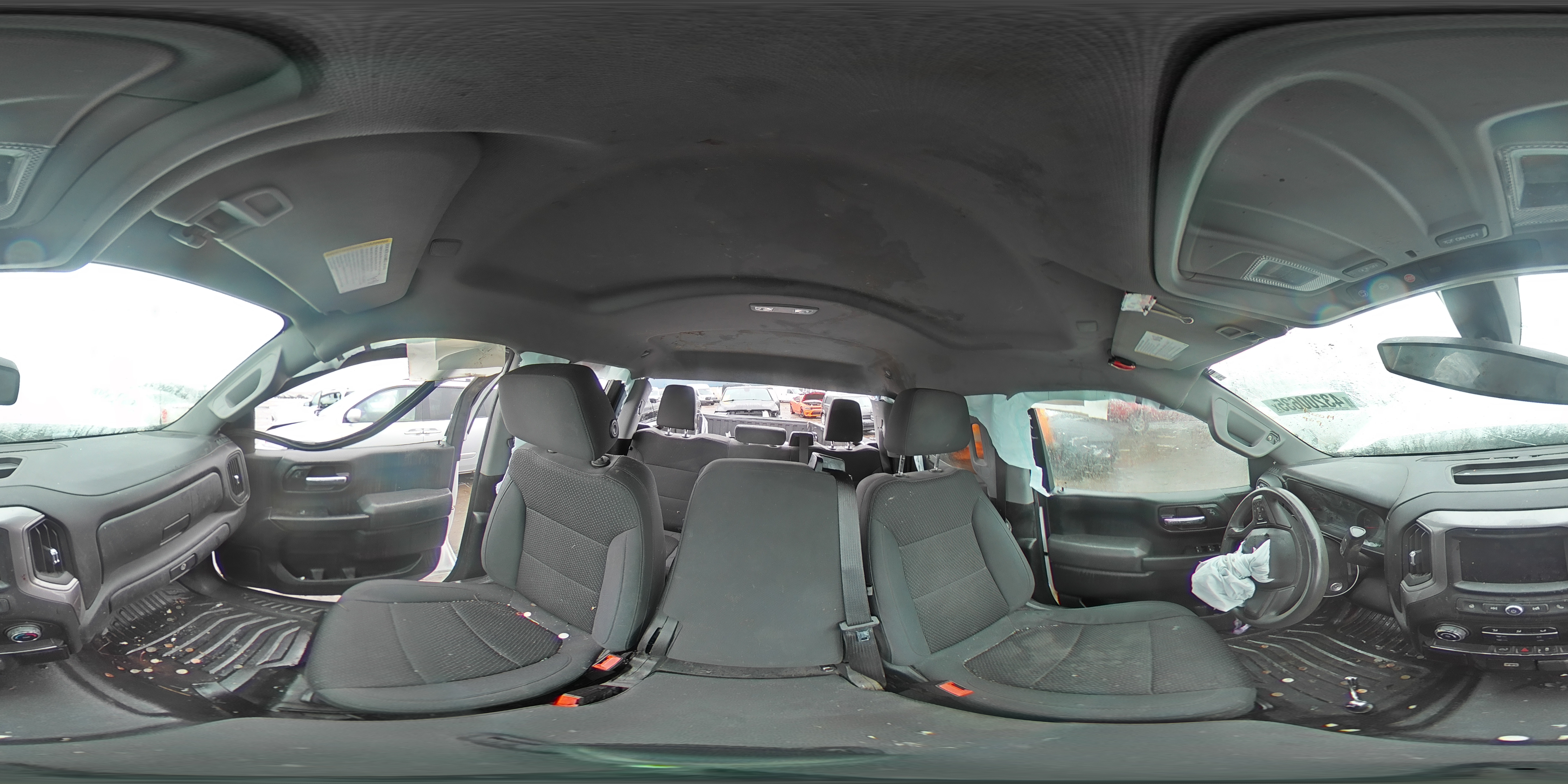 2020 Chevrolet Silverado - Image 13
