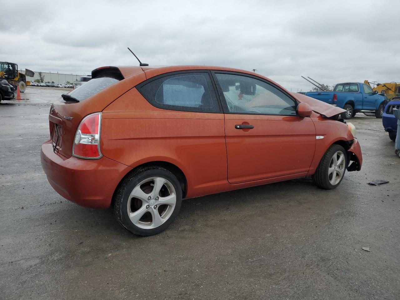2009 Hyundai Accent - Image 3