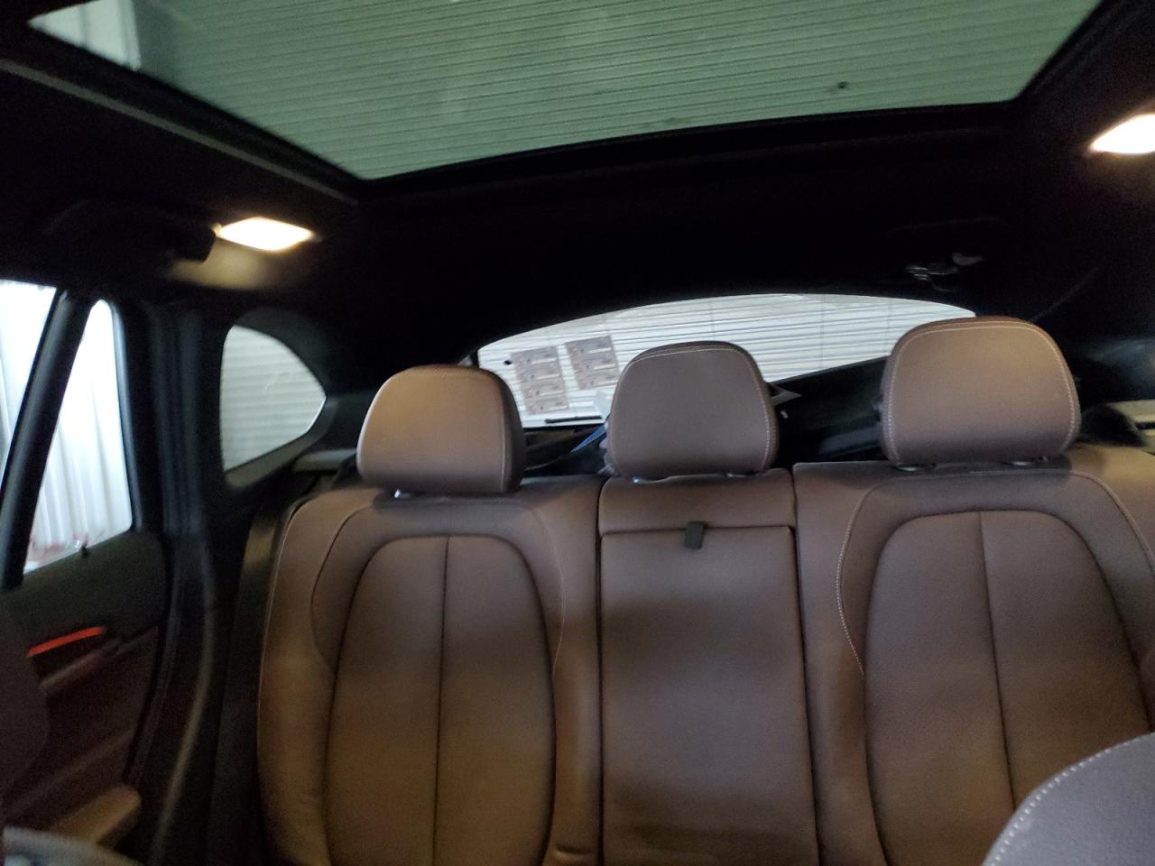 2016 BMW X1 - Image 10