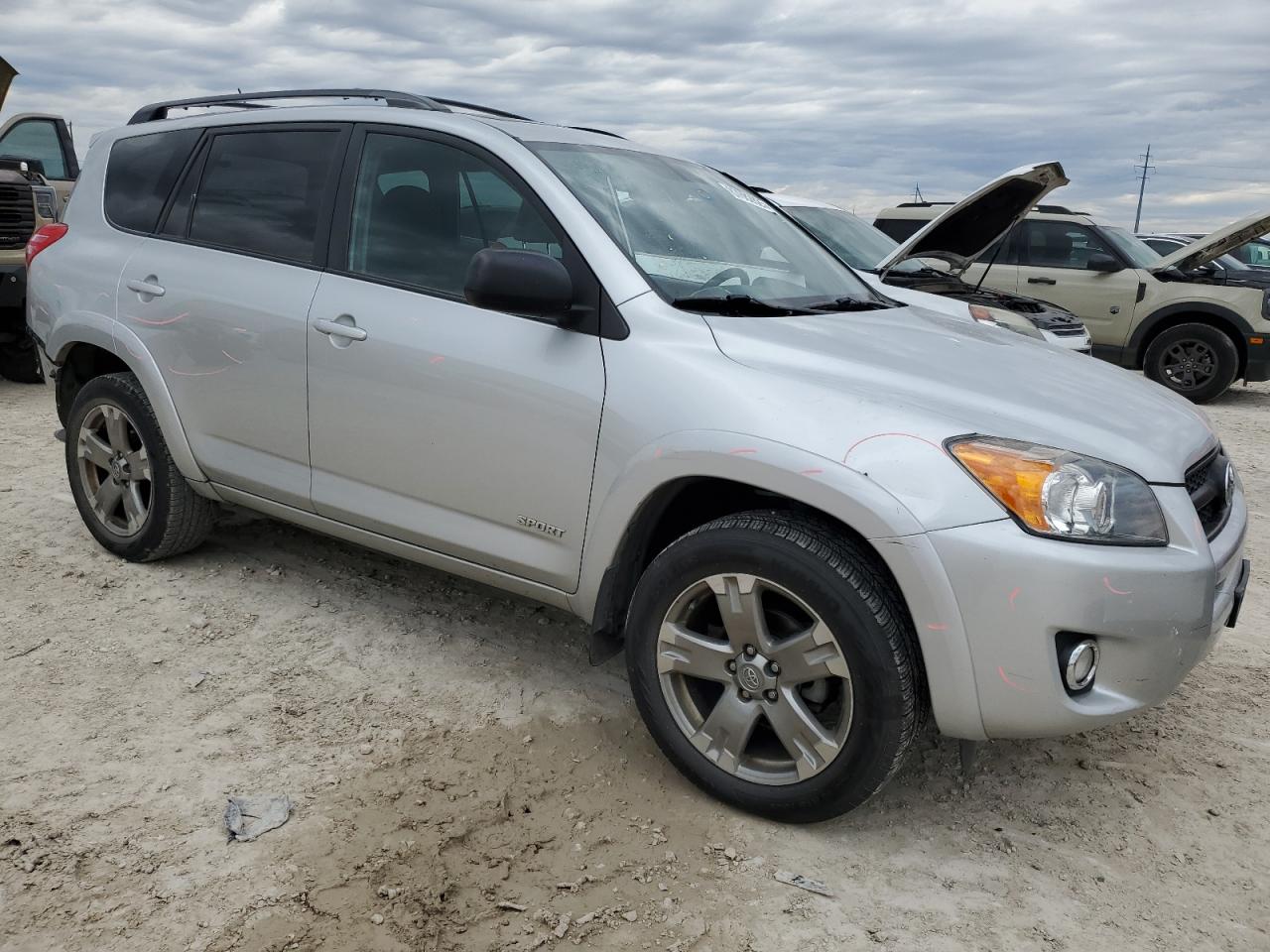 2011 Toyota RAV 4 - Image 4