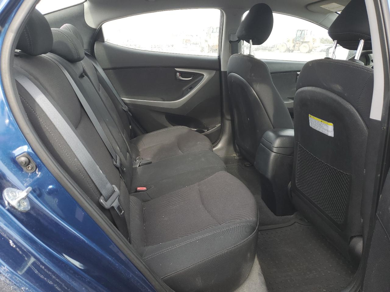 2016 Hyundai Elantra - Image 10