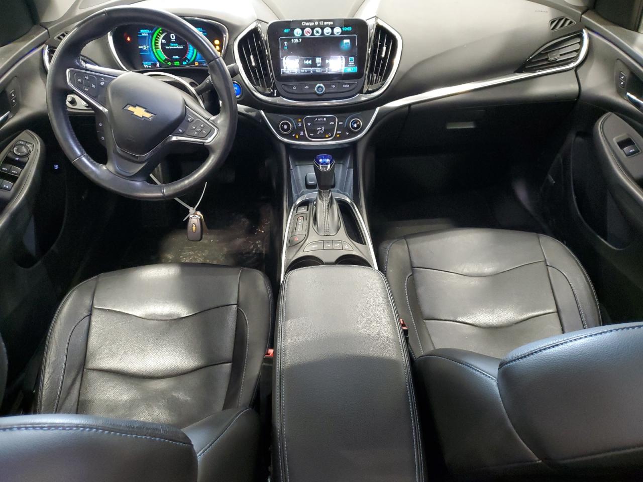 2017 Chevrolet Volt - Image 8