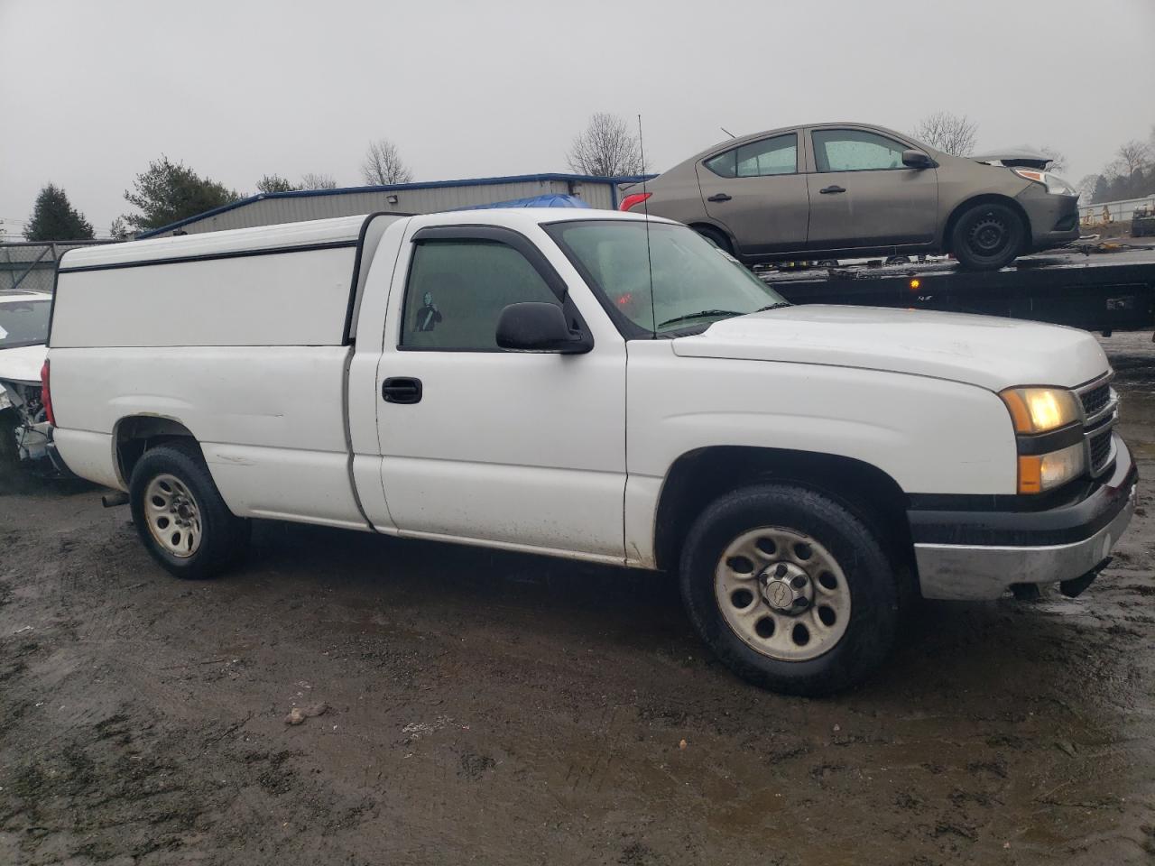 2007 Chevrolet Silverado - Image 4