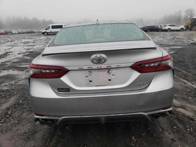  TOYOTA CAMRY 2023 Srebrny
