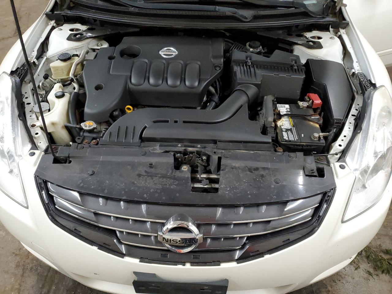 2012 Nissan Altima - Image 13