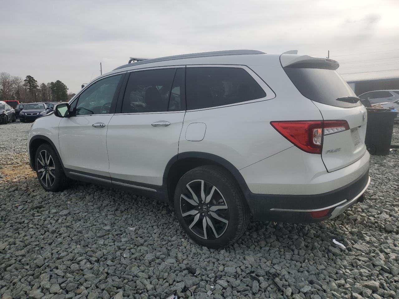 2022 Honda Pilot - Image 2
