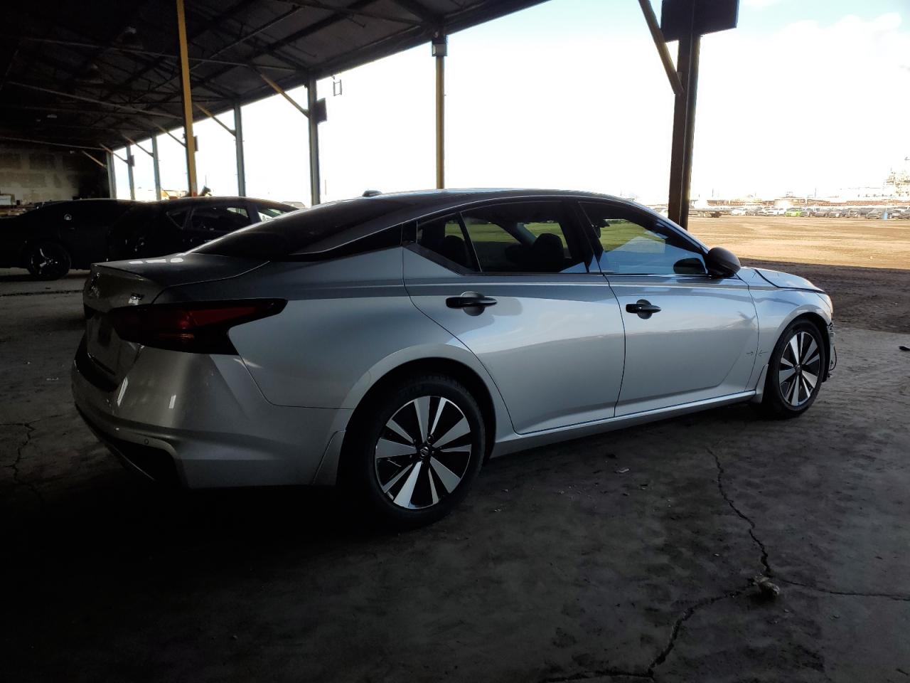 2019 Nissan Altima - Image 3